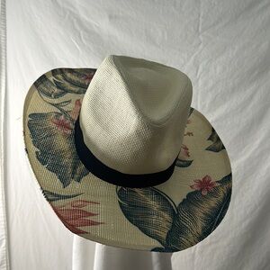 Roxy Women's Look For Rainbows Straw Cowboy Hat